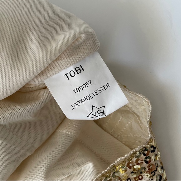 Tobi Gold Sequin Scallop Mini Skirt - Picture 10 of 10